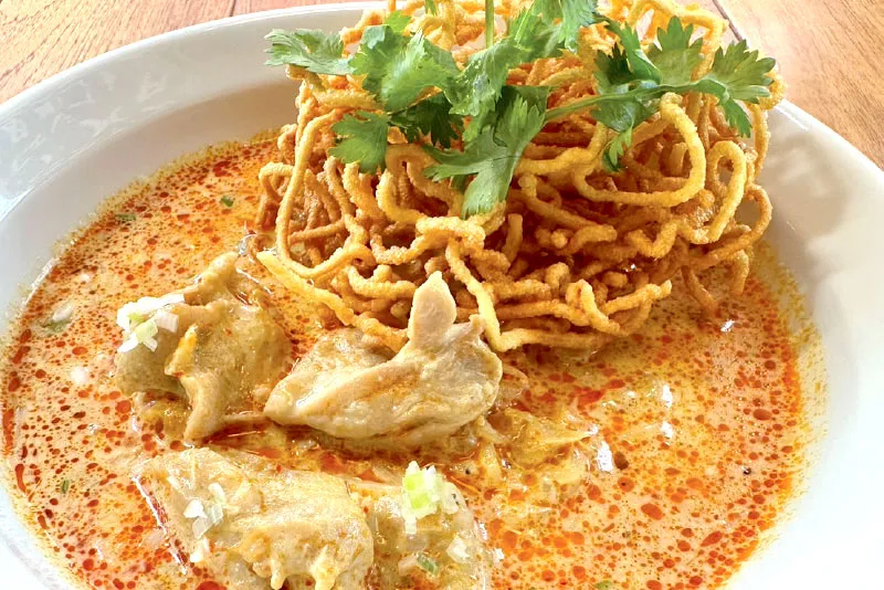 カオソーイ｜トゥントーン タイ料理レストラン 柏店